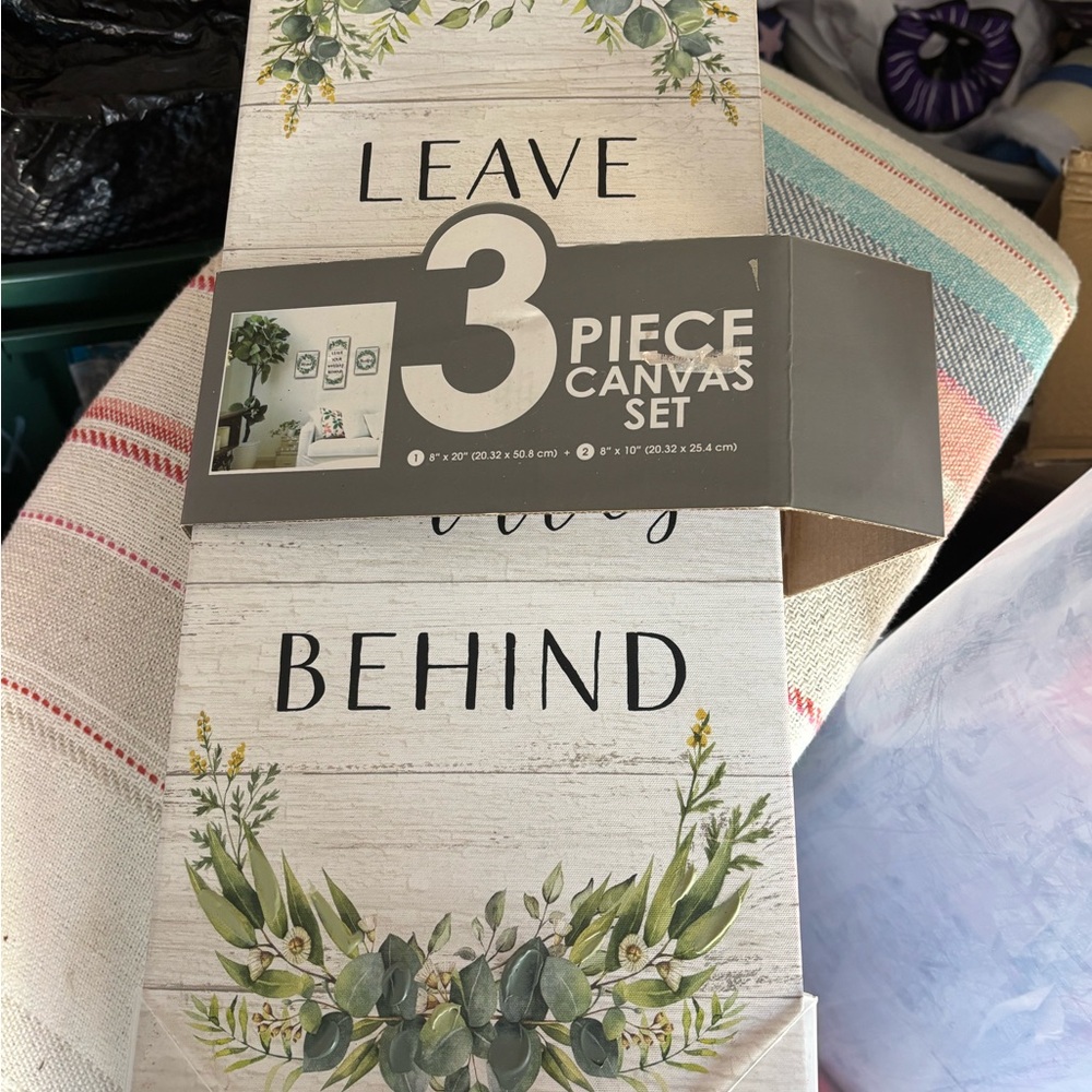 3 Piece Canvas Set with Greenery Design